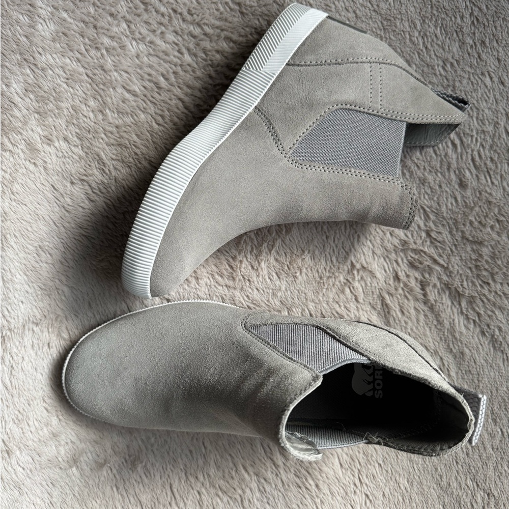 Sorel Gray Women’s Slip-On Wedge Shoes